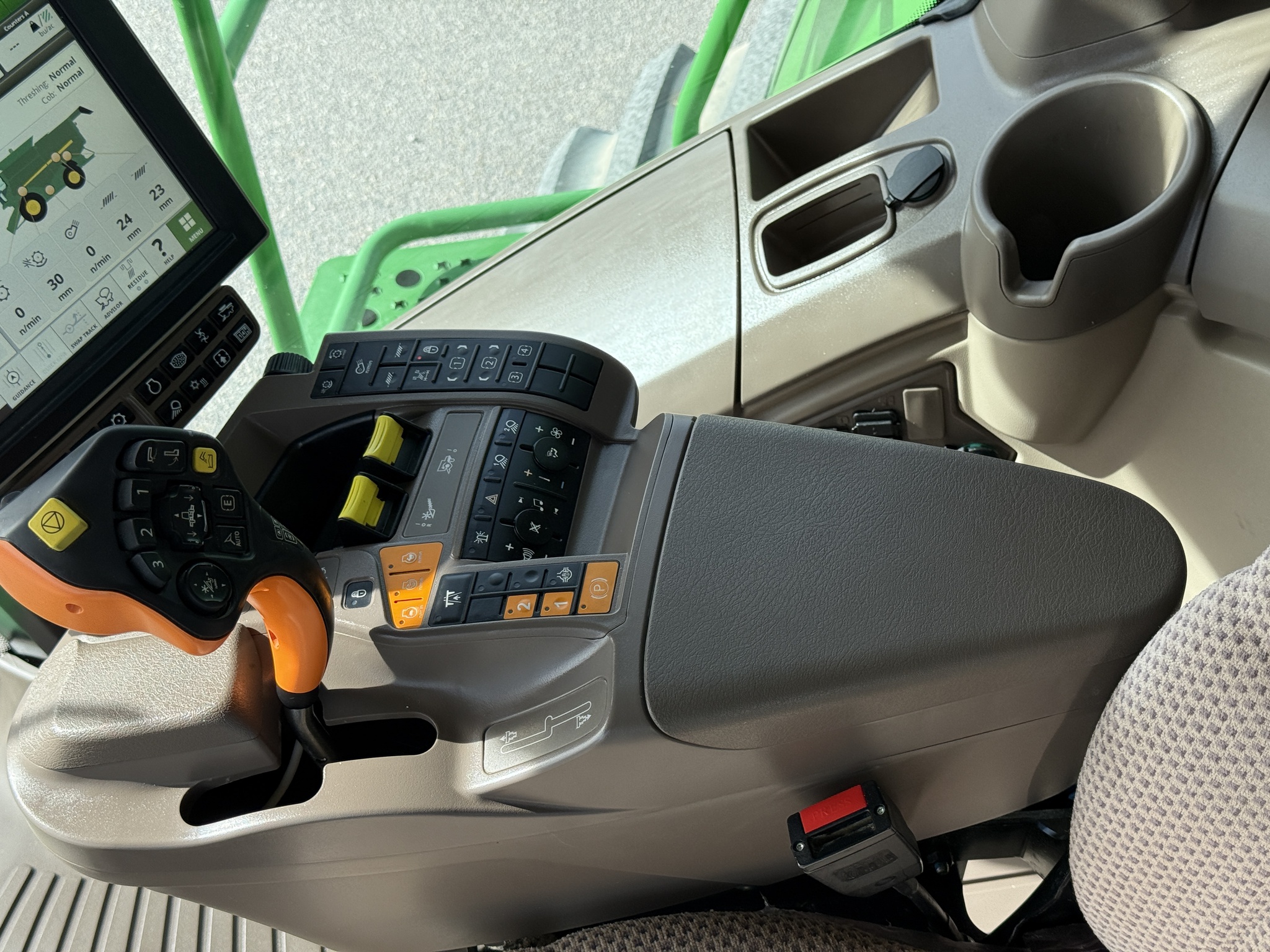 2019 John Deere S780 Image 14