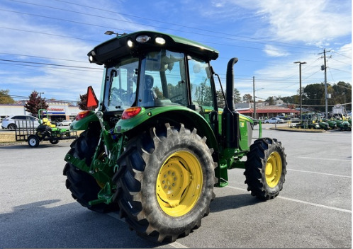 2023 John Deere 5090M Image 8