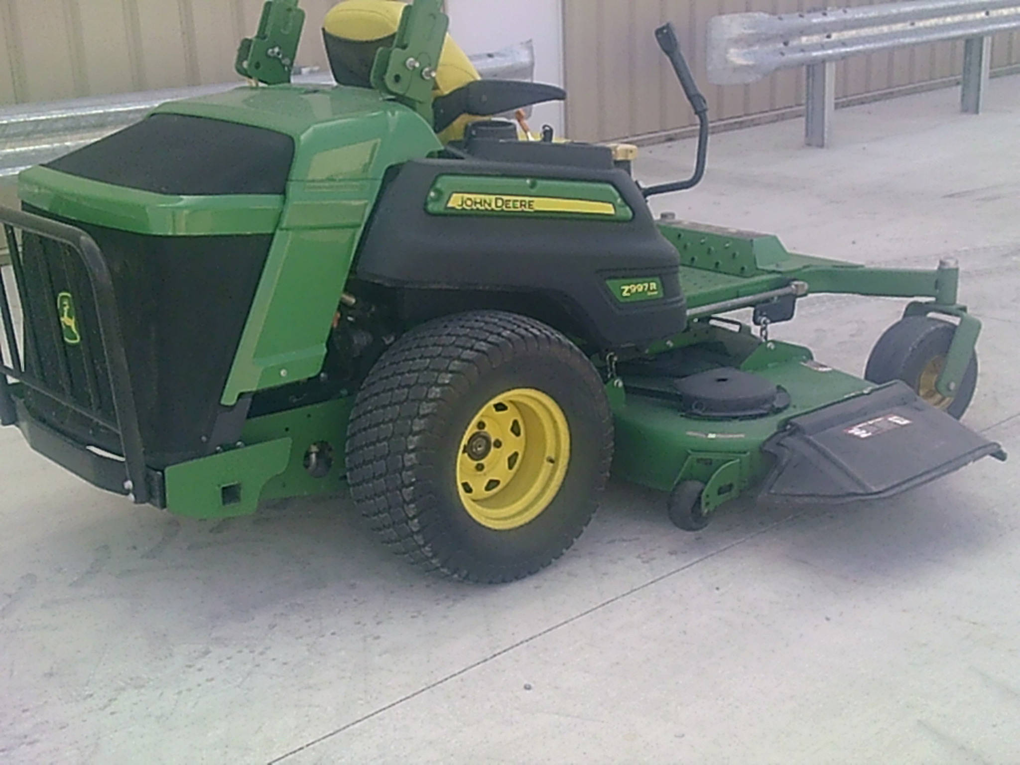 2015 John Deere Z997R Image 3
