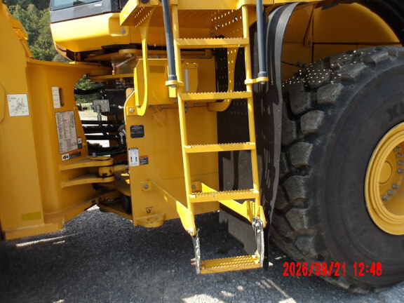 2023 John Deere 844P