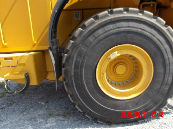 2023 John Deere 844P
