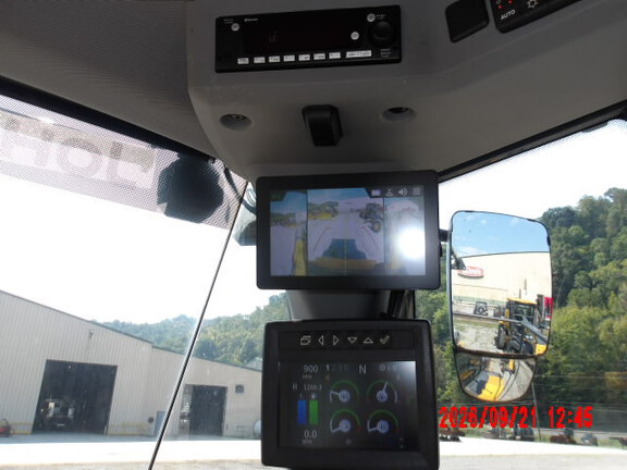 2023 John Deere 844P