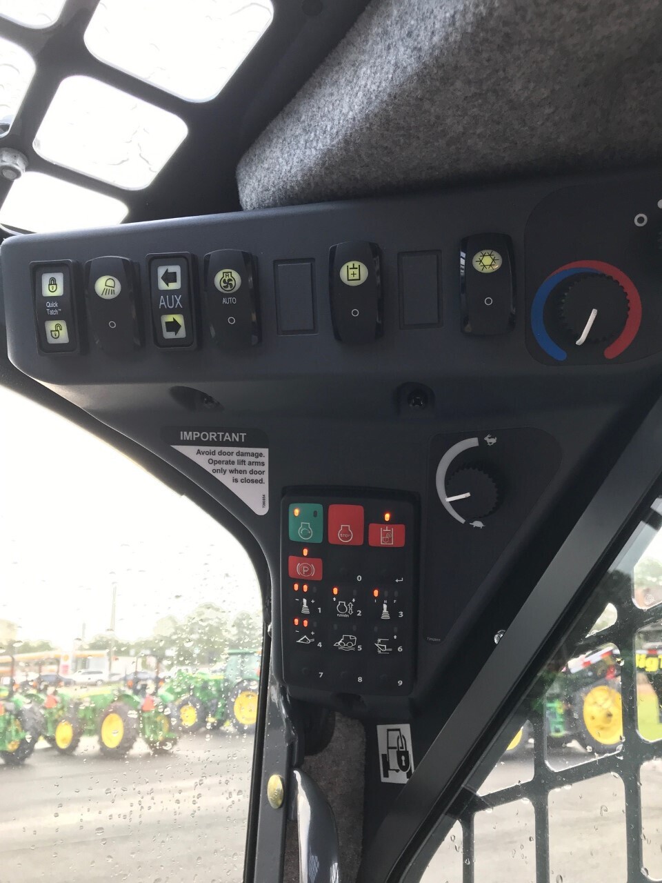 2024 John Deere 333G Image 6