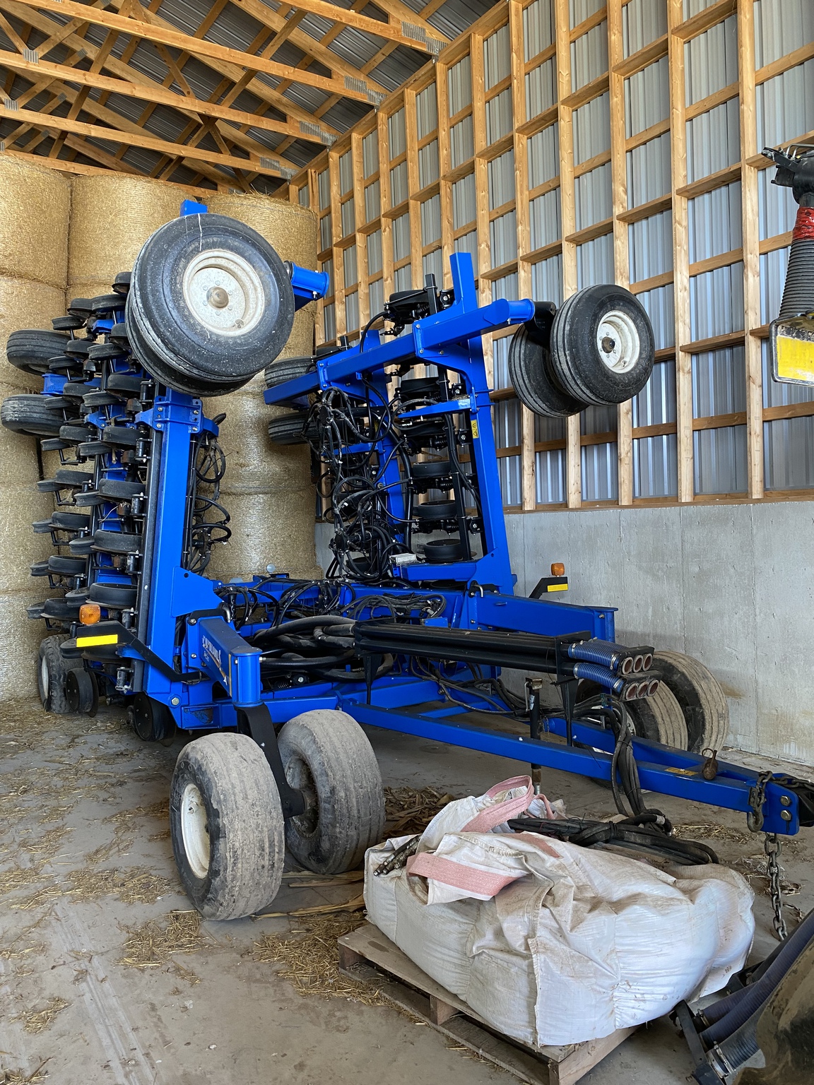 2014 New Holland P2080 Image 2
