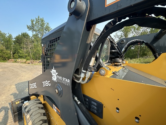 2023 John Deere 318G