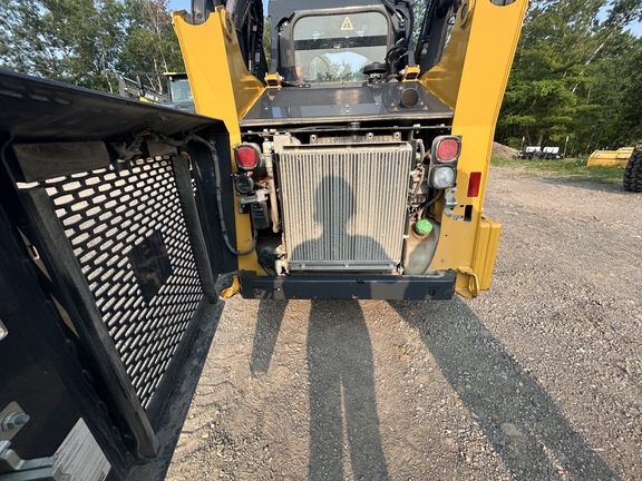 2023 John Deere 318G