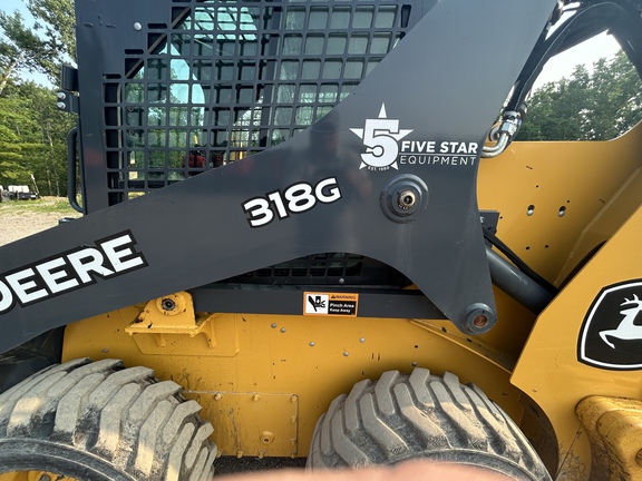 2023 John Deere 318G
