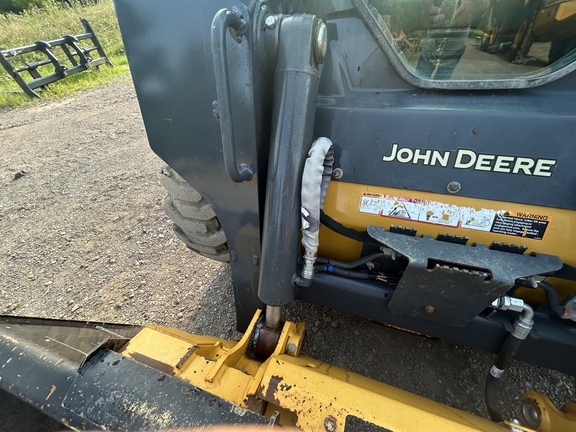 2023 John Deere 318G