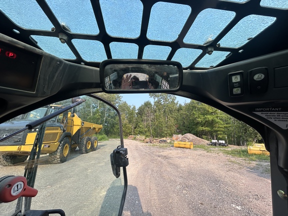2023 John Deere 318G