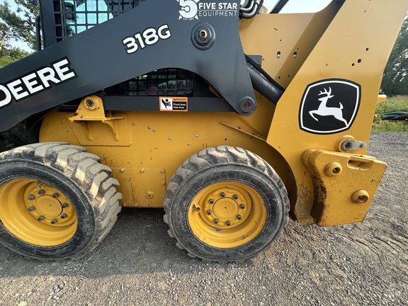 2023 John Deere 318G