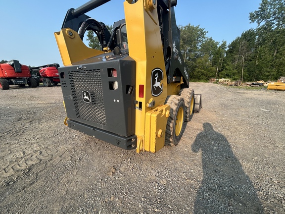 2023 John Deere 318G