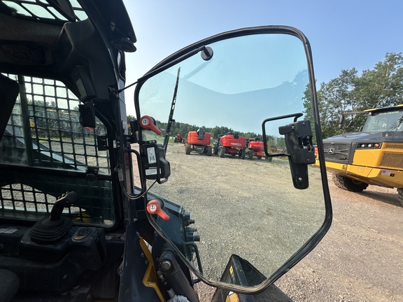 2023 John Deere 318G