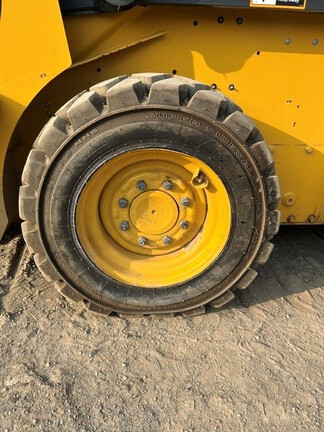 2024 John Deere 318G