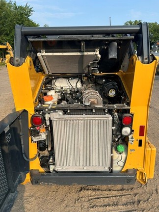 2024 John Deere 318G