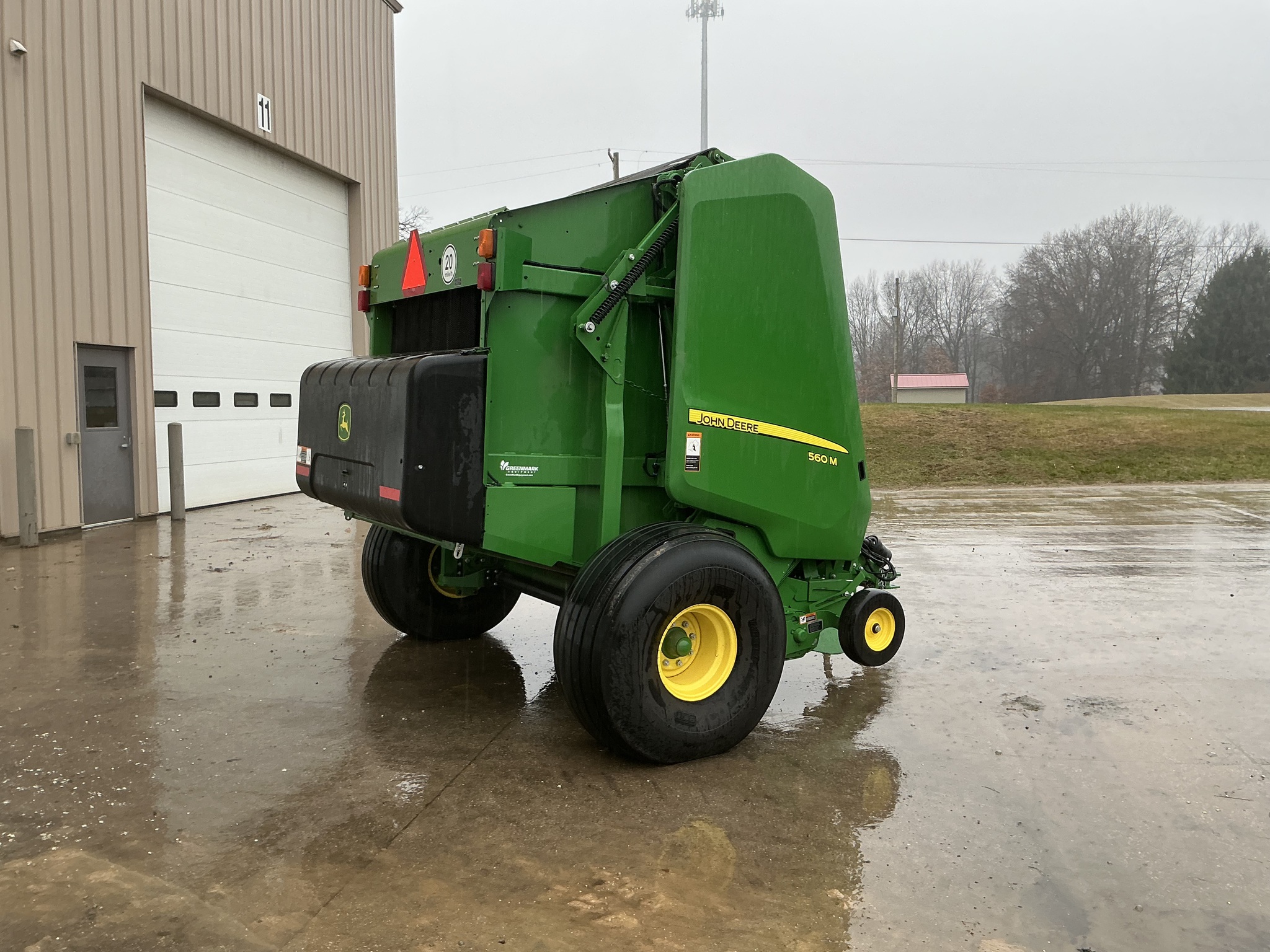 2023 John Deere 560M Image 3