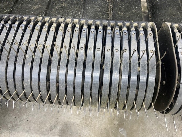 2016 Oxbo 330 Image 2