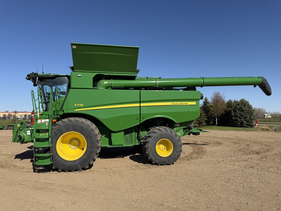 2024 John Deere S770 - Photo6