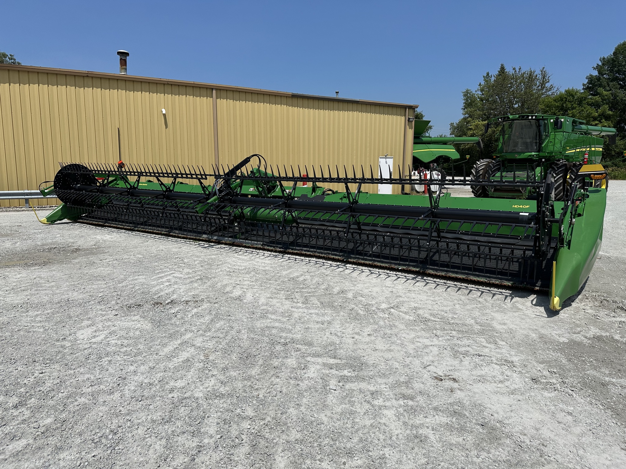 2024 John Deere HD40F Image 2