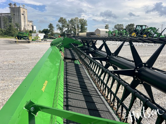 Photo of 2023 John Deere RD45F