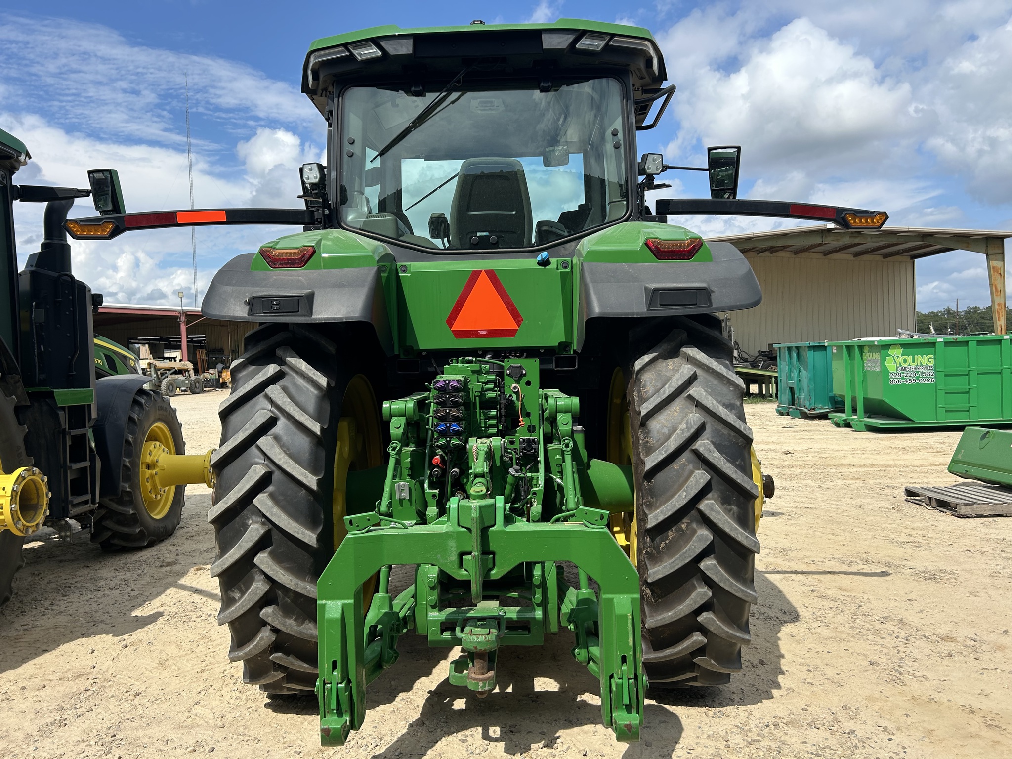 2023 John Deere 8R 250 Image 7