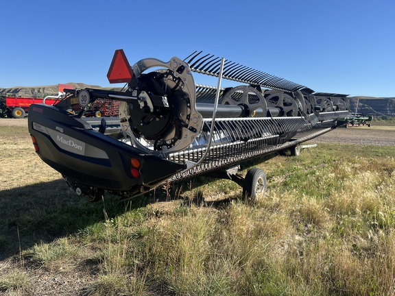 2022 Macdon FD240
