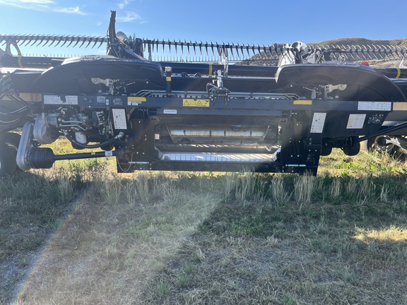 2022 Macdon FD240