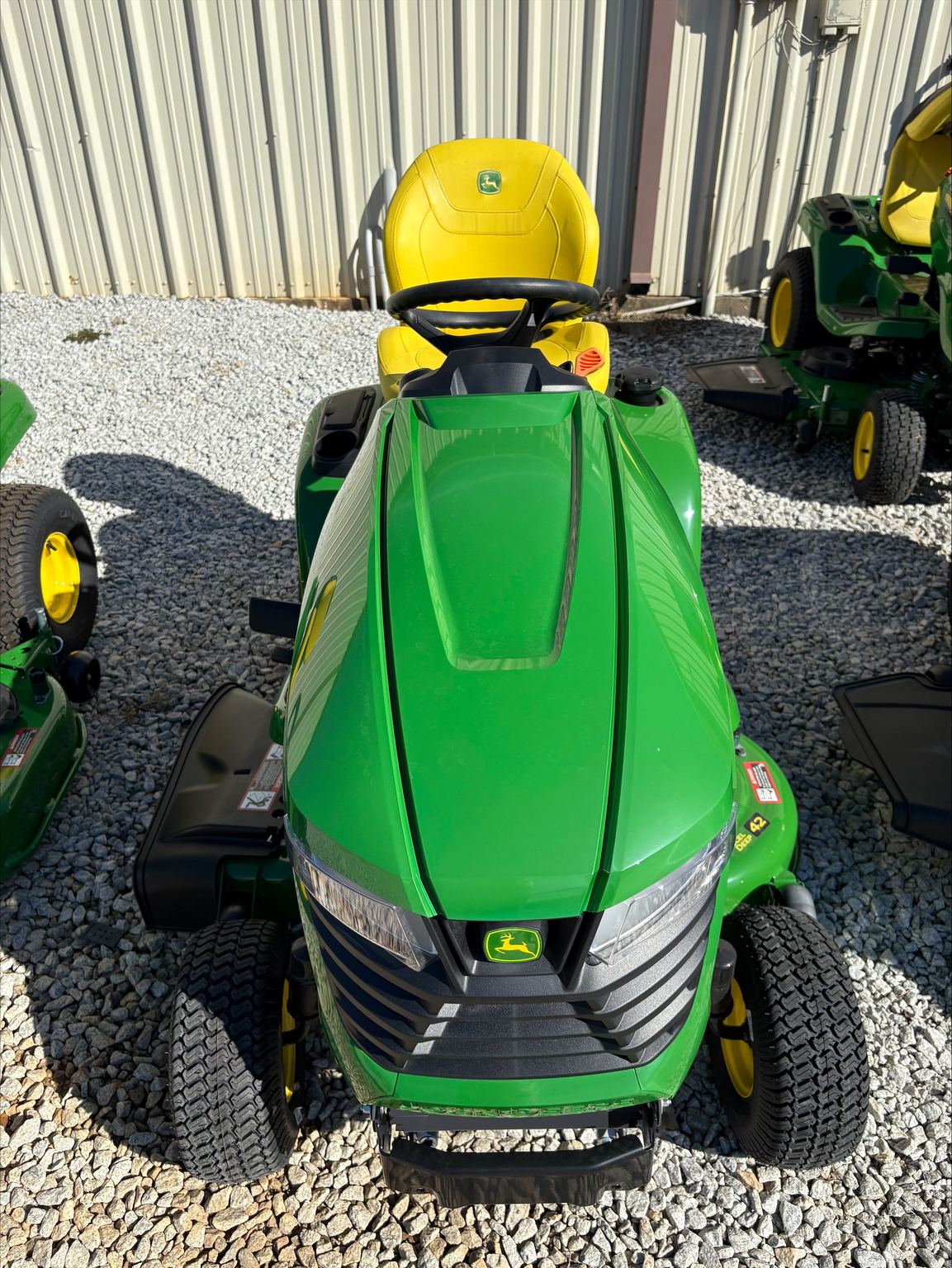 2024 John Deere X370 Image 2