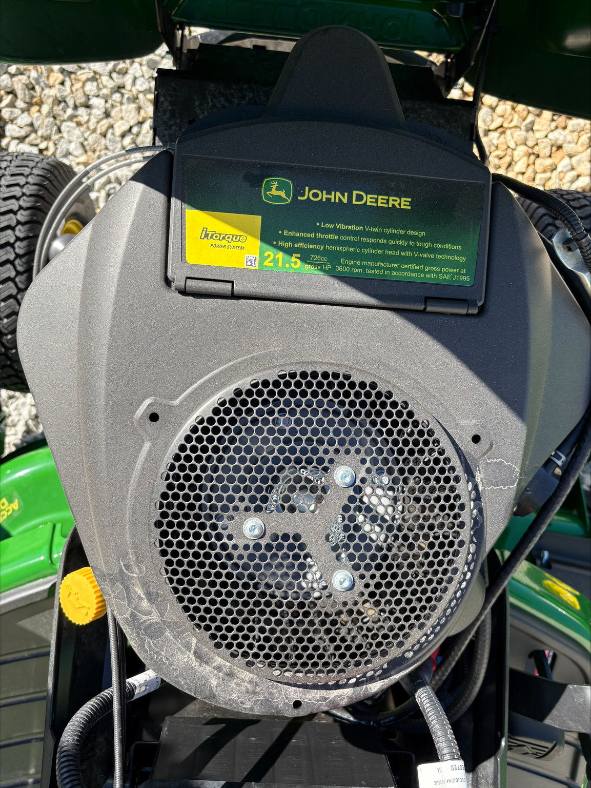 2024 John Deere X370 Image 8