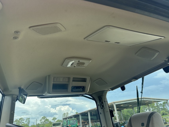 2023 John Deere 8R 280 Photo 8