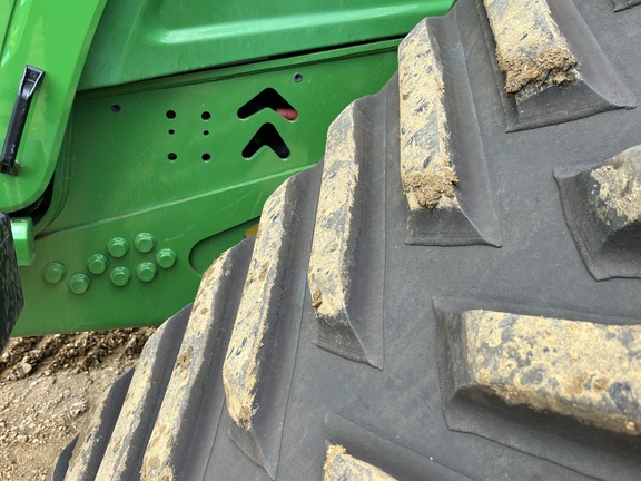 Used 2024 John Deere 9RX 590 Track Tractors at Horizon Ag & Turf in High Prairie, AB - Photo18