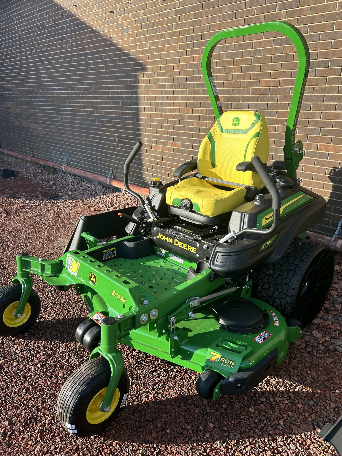 2025 John Deere Z950M Image 1