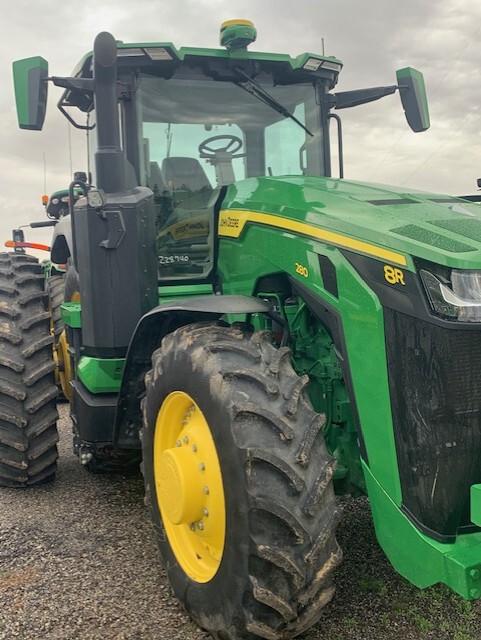 2023 John Deere 8R 280 Image 3