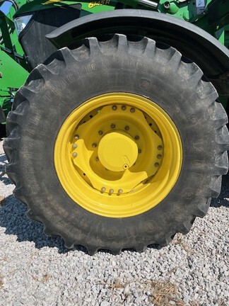 2015 John Deere 6145R