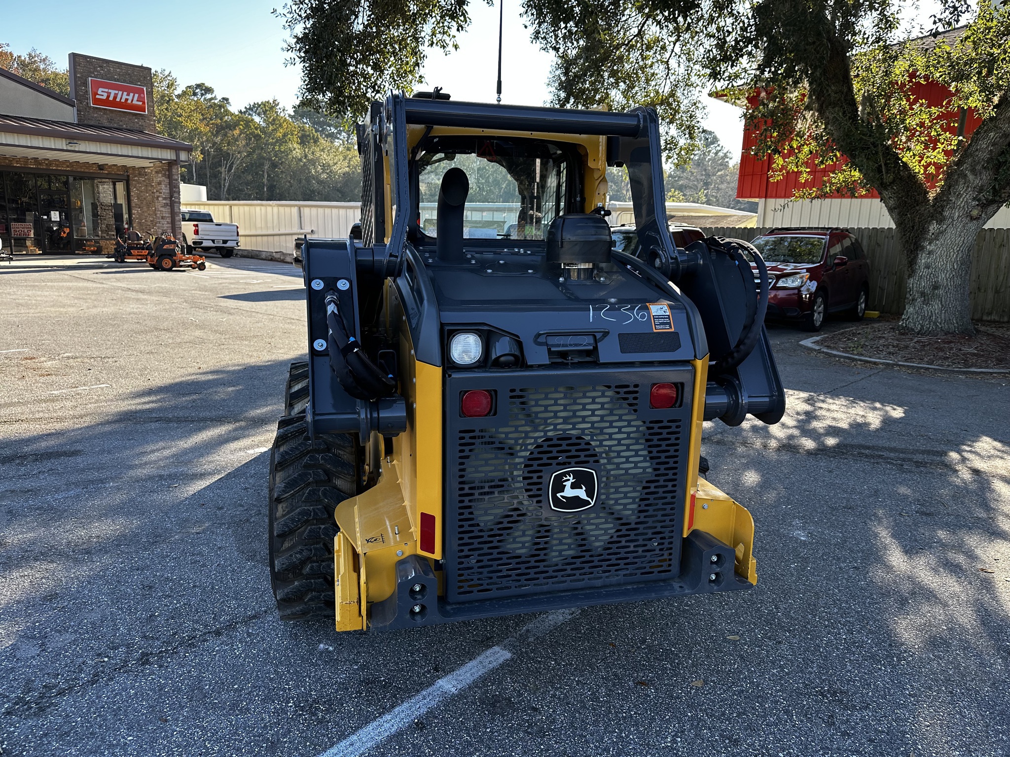 2025 John Deere 324G Image 7