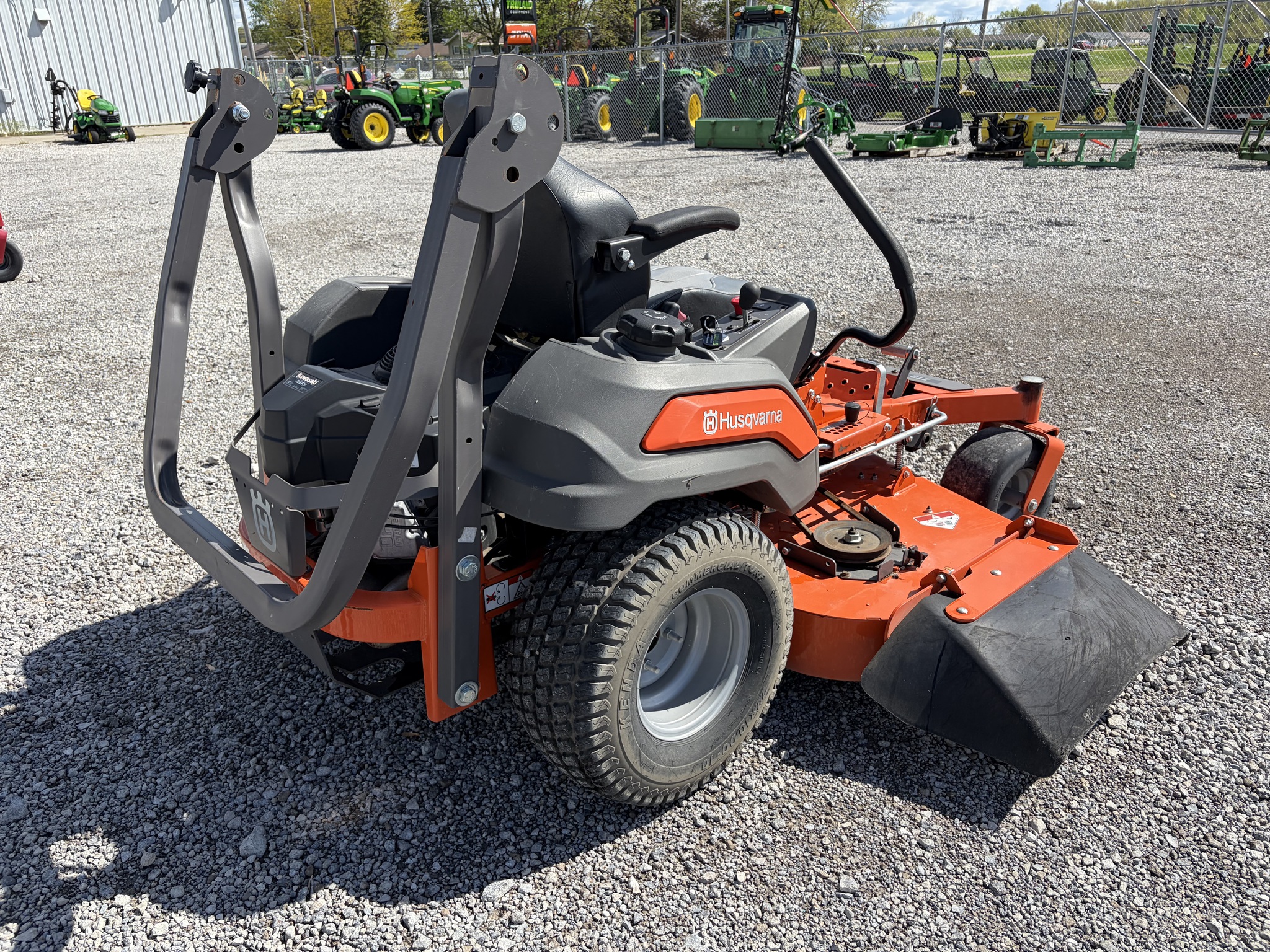 2023 Husqvarna Z460 Image 5