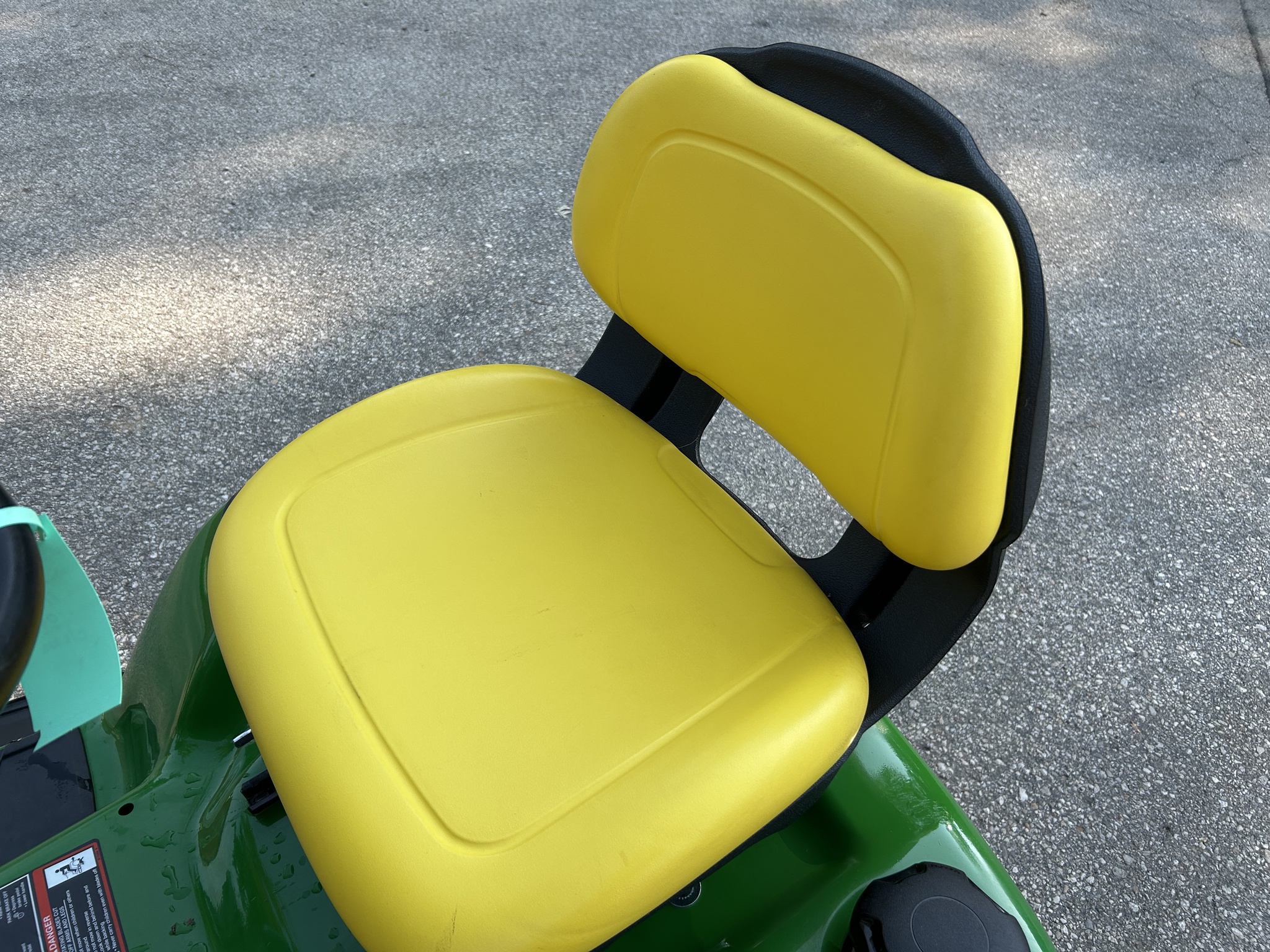2019 John Deere X350 Image 11