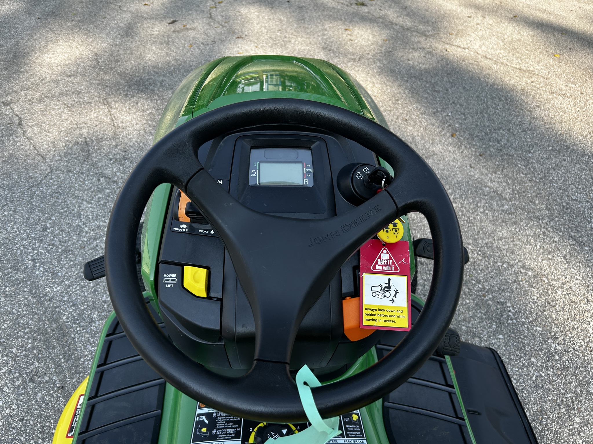 2019 John Deere X350 Image 12