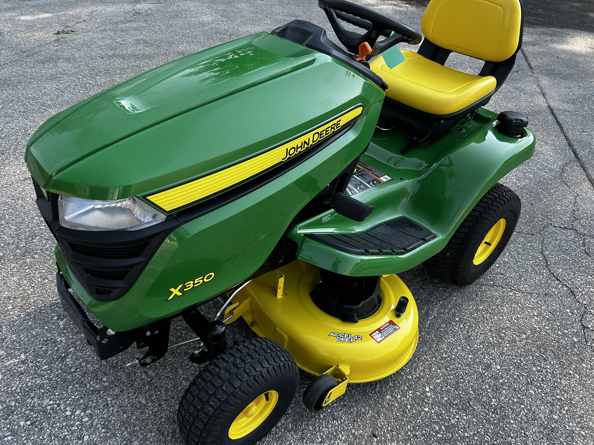 2019 John Deere X350 Image 1