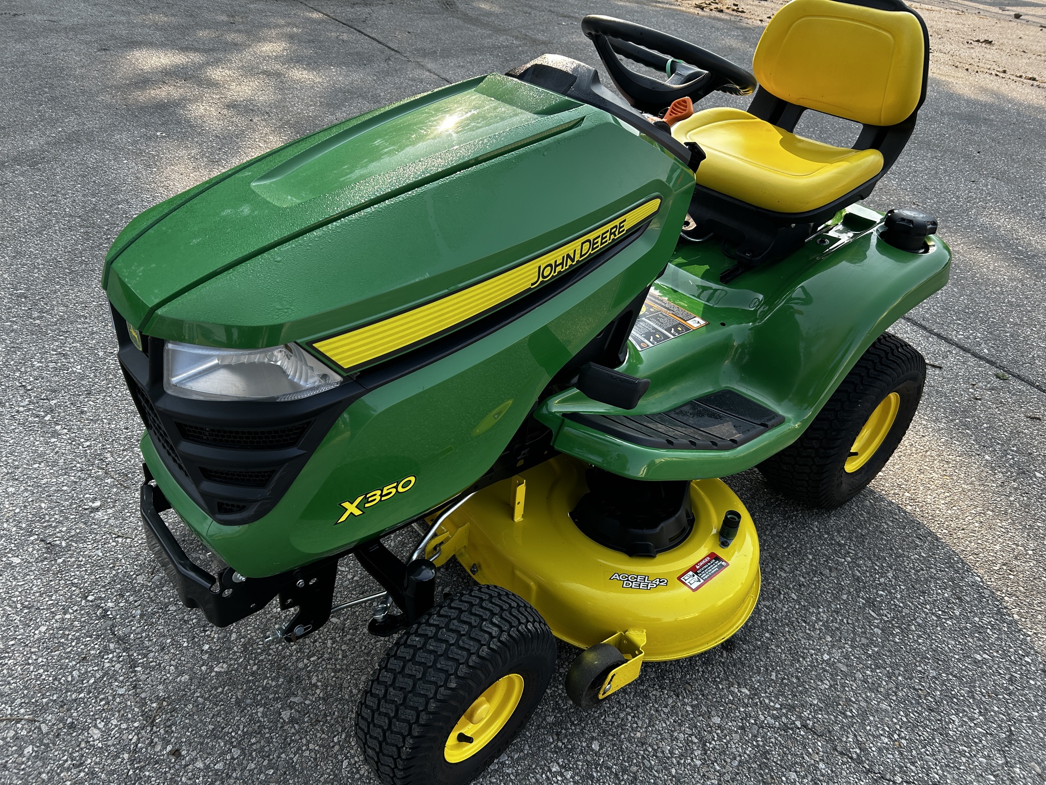 2021 John Deere X350 Image 1