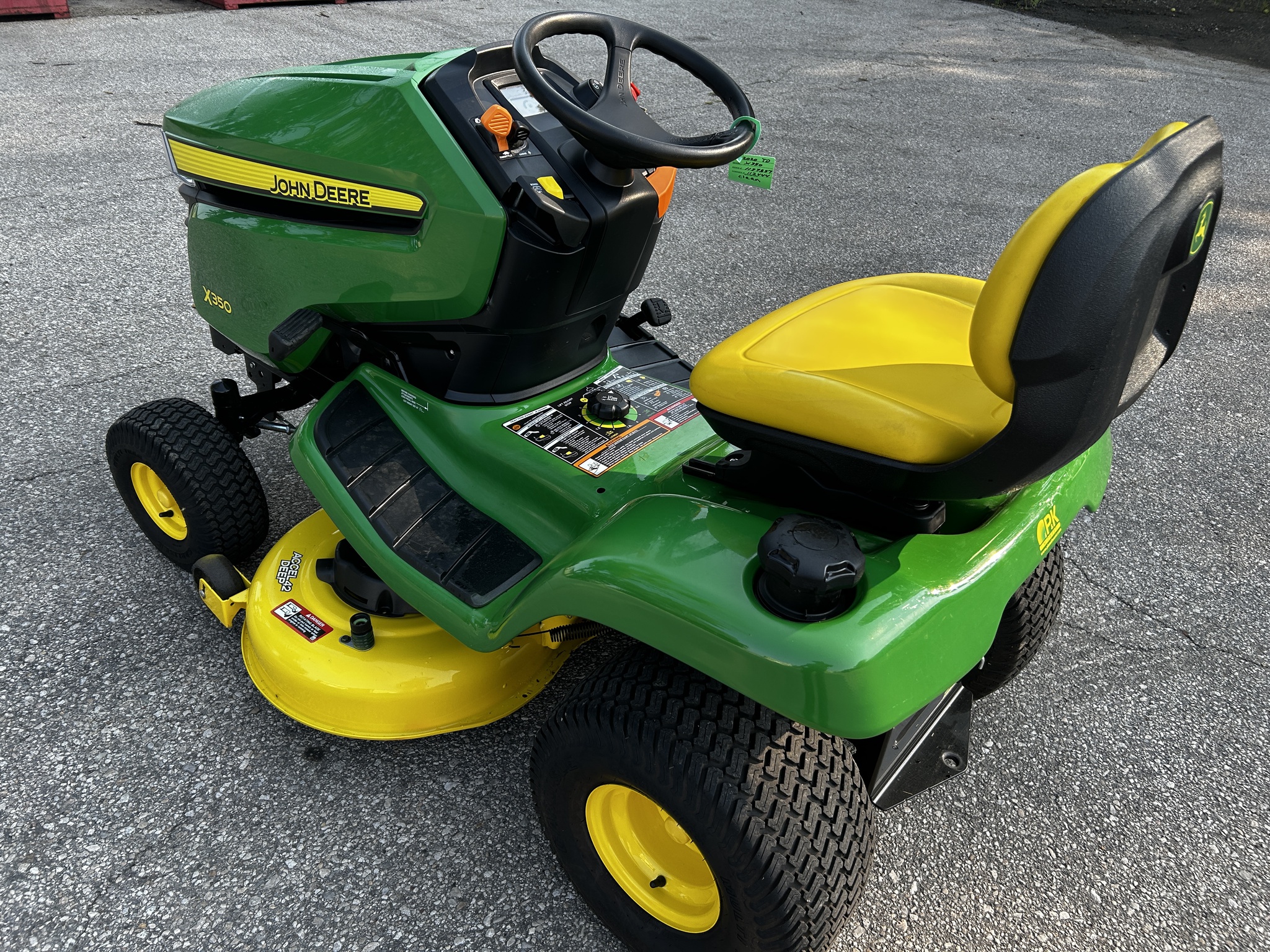 2021 John Deere X350 Image 3