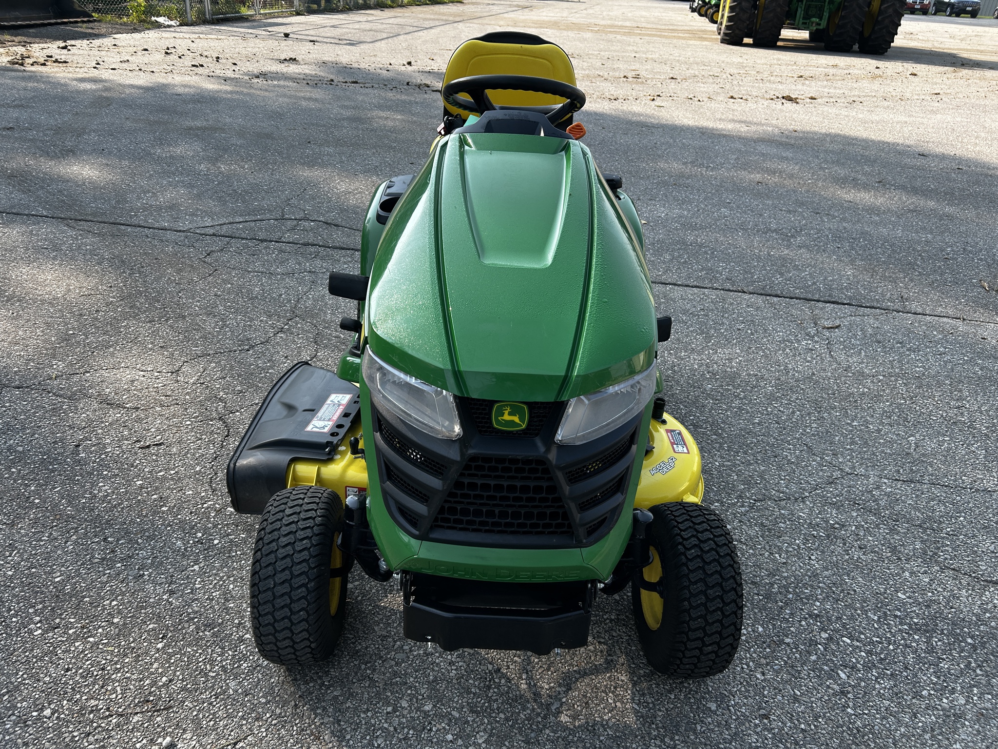 2021 John Deere X350 Image 8