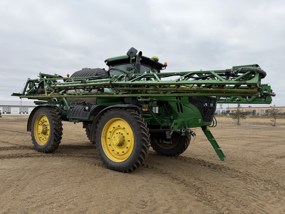  John Deere R4045