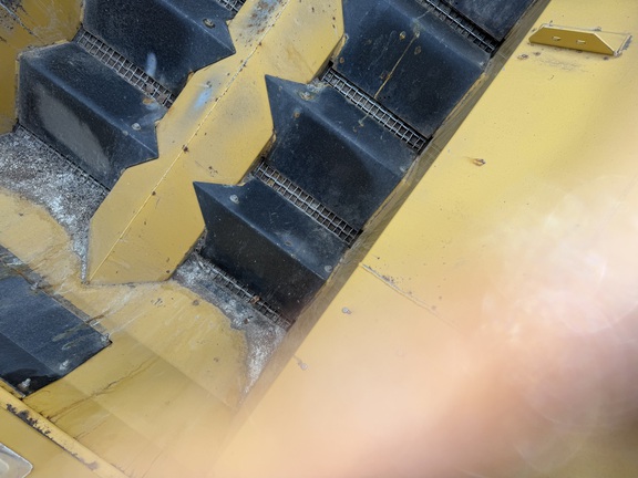 2014 Terragator TG8300 - Photo35