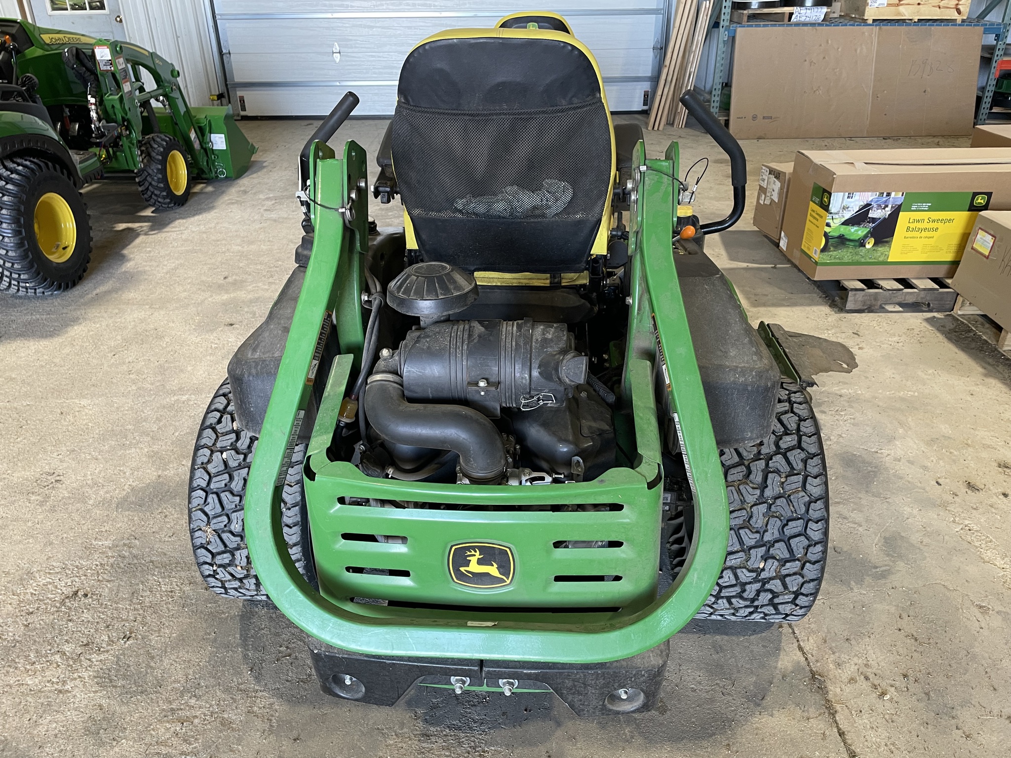 2021 John Deere Z950M at Heritage Tractor in Dixon, IL