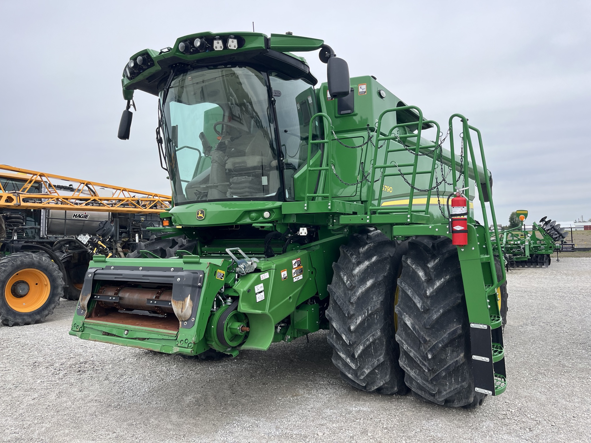 2023 John Deere S790 Image 1