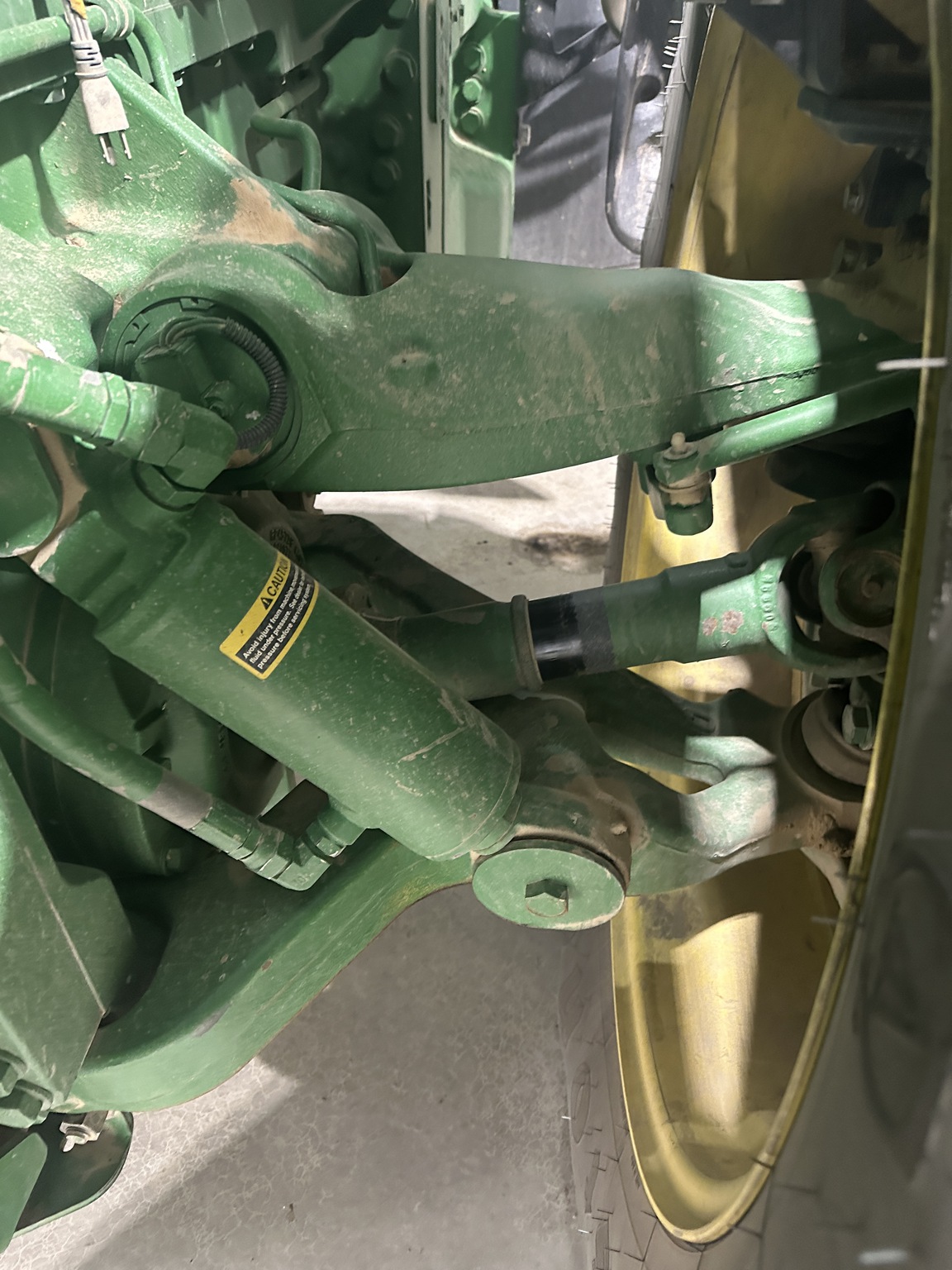 2013 John Deere 8360R Image 10