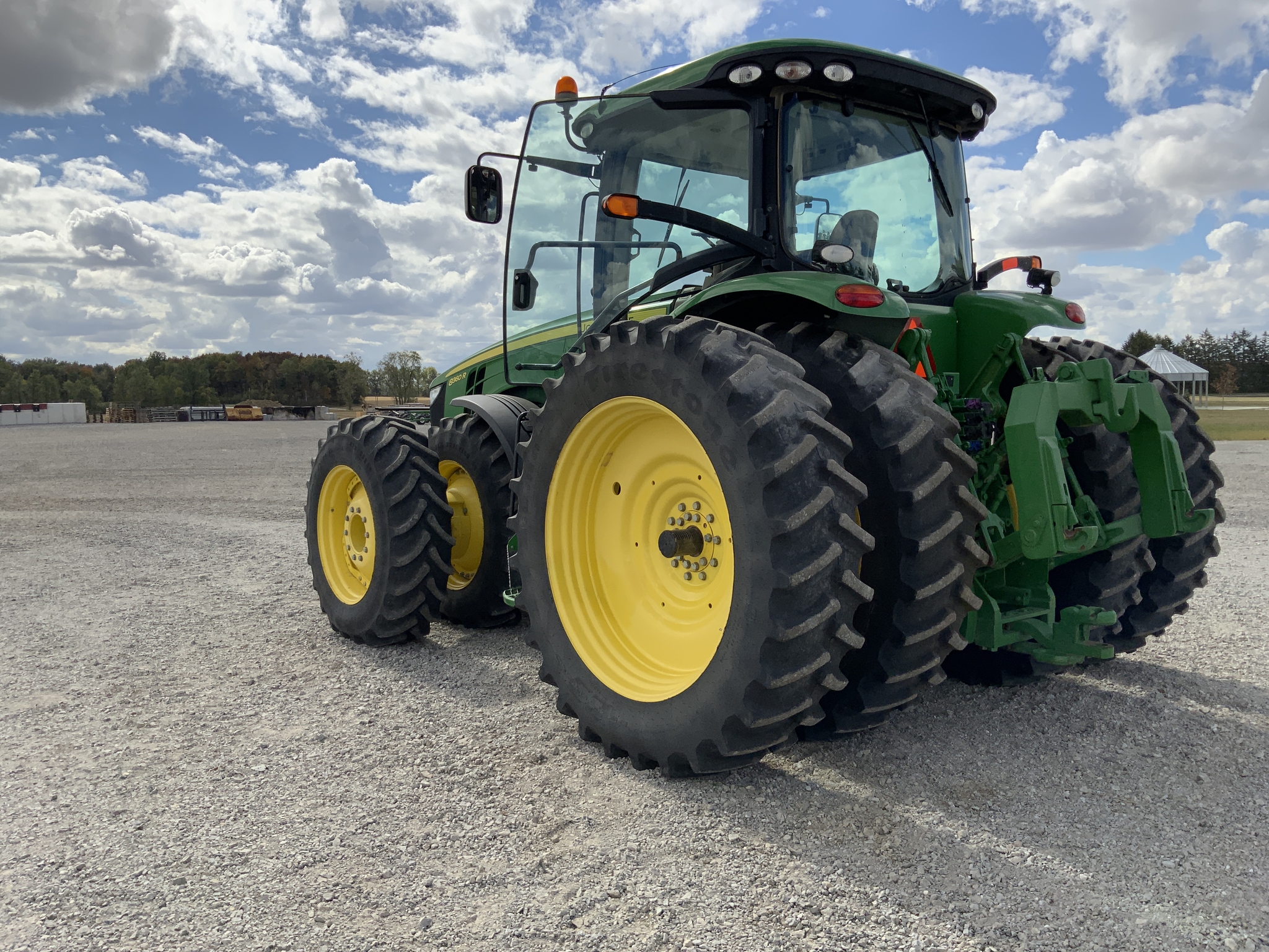 2013 John Deere 8360R Image 5