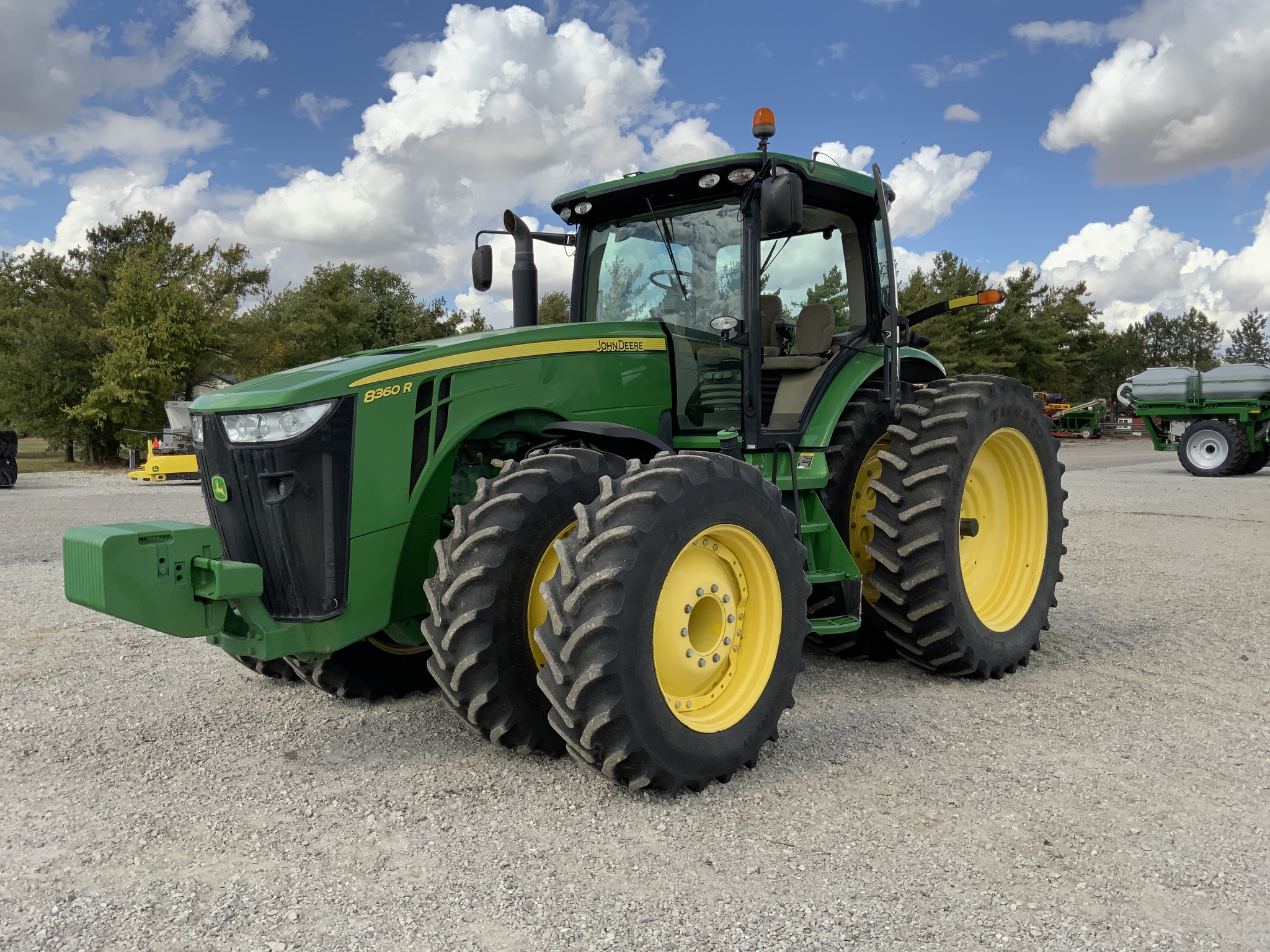2013 John Deere 8360R Image 1