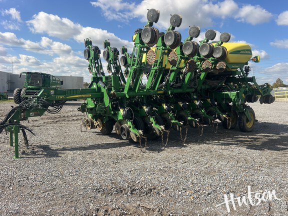Photo of 2014 John Deere 1795