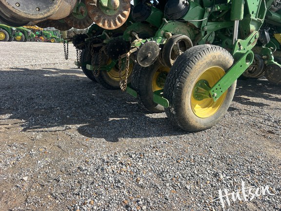 Photo of 2014 John Deere 1795